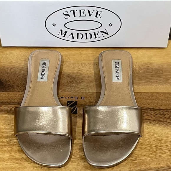 Steve Madden | Shoes | Steve Madden Bev Sandals In Rose Gold | Poshmark